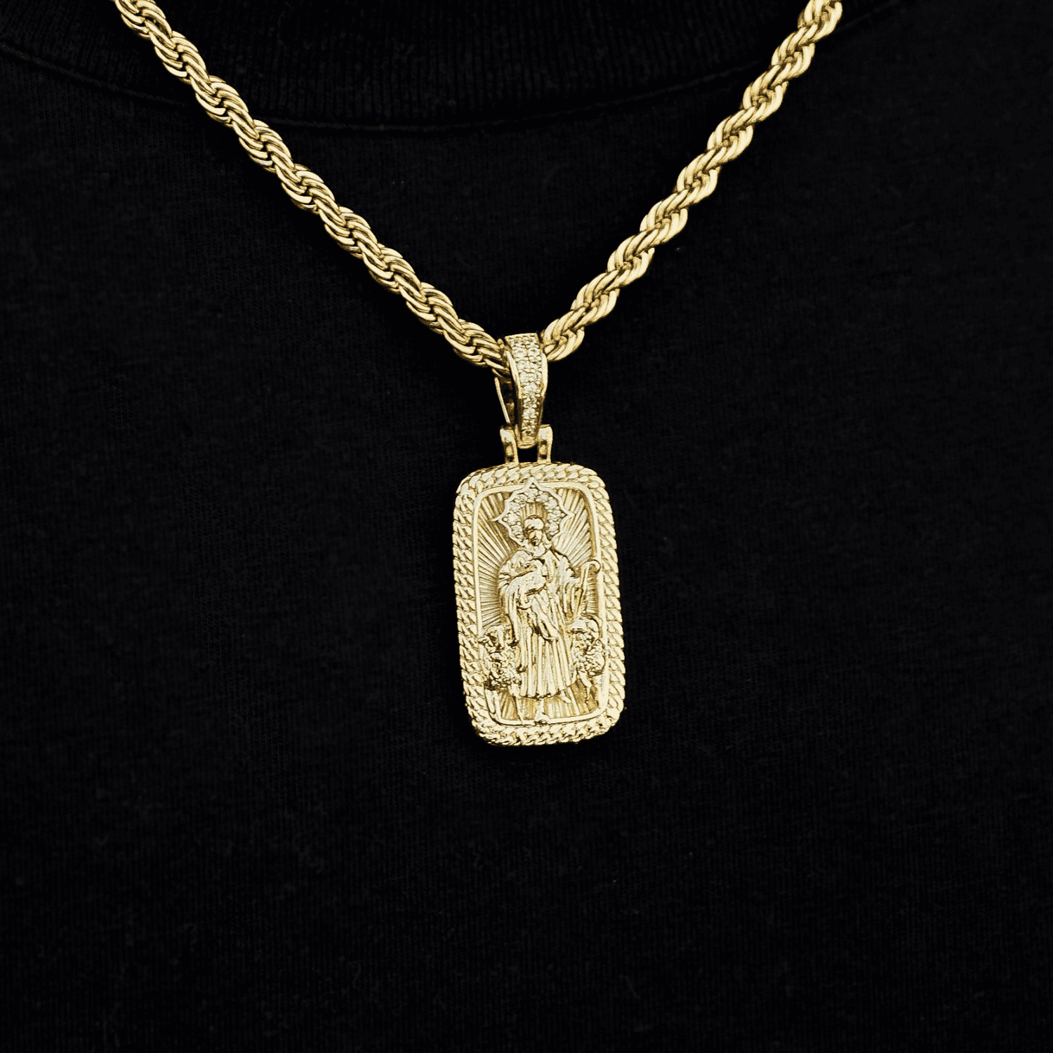 GLD Men Icon Shepherd Pendant