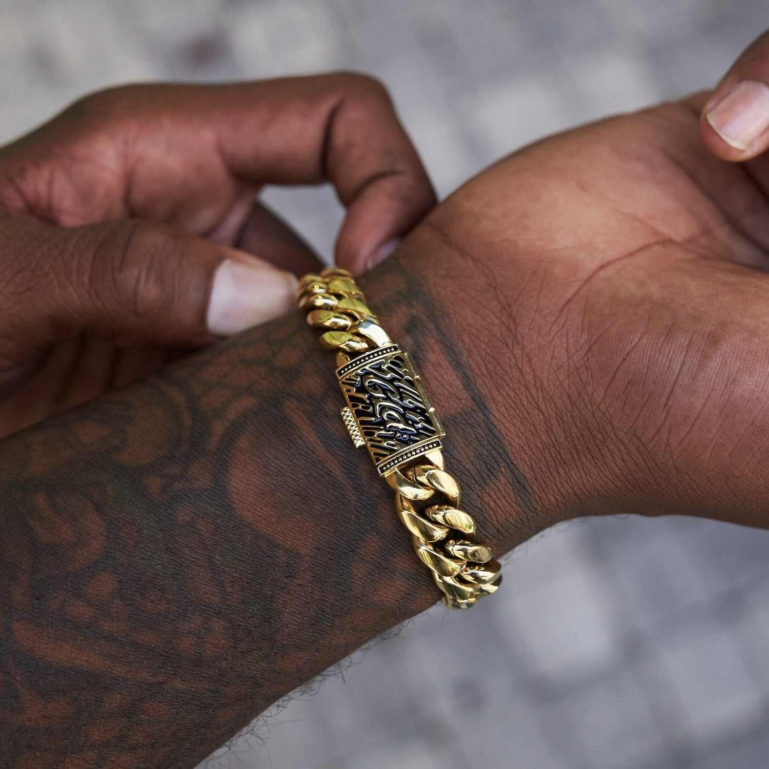 GLD Men Signature Cuban Link Bracelet in Yellow Gold - 12 mm
