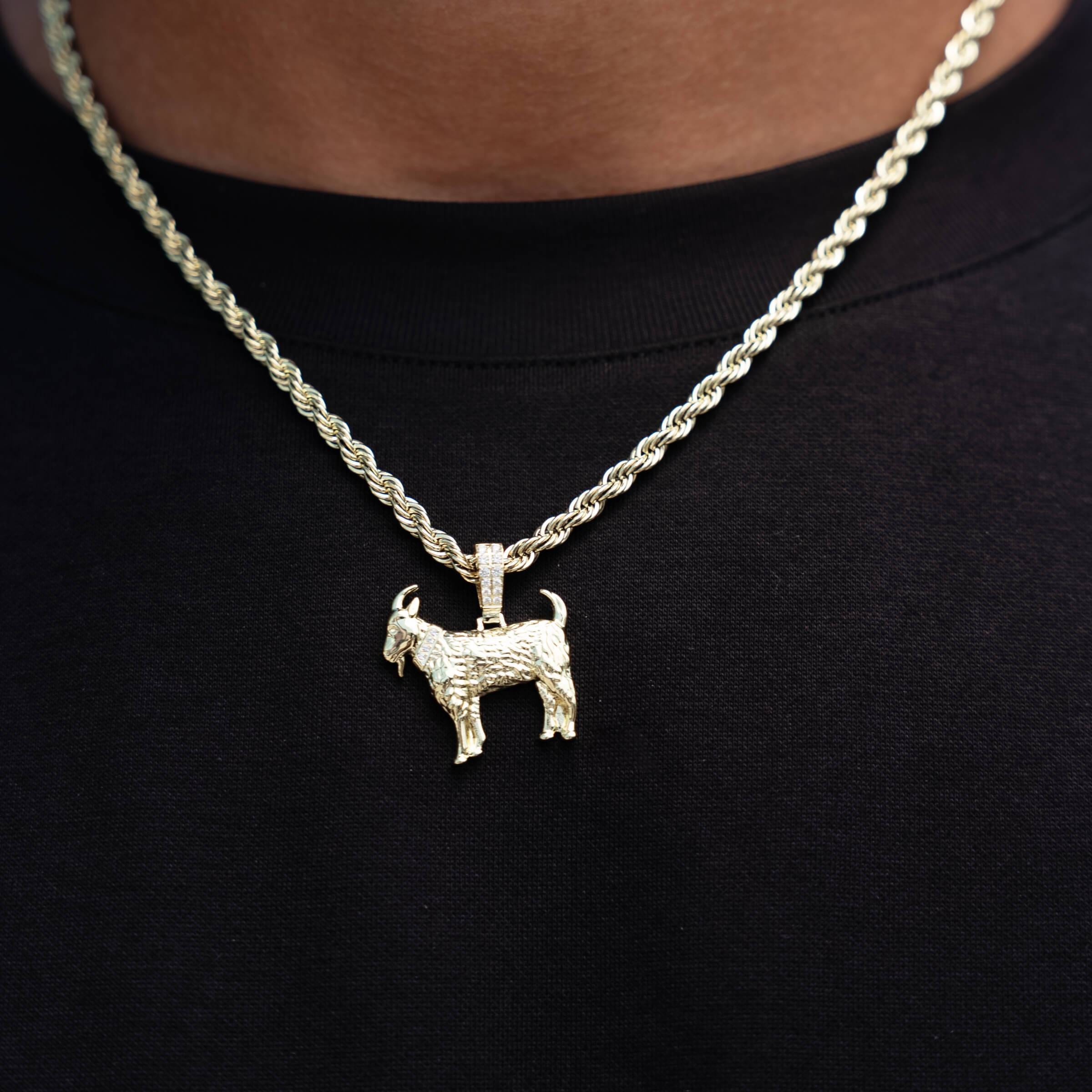 GLD Men Micro Simple Goat Pendant in Yellow Gold