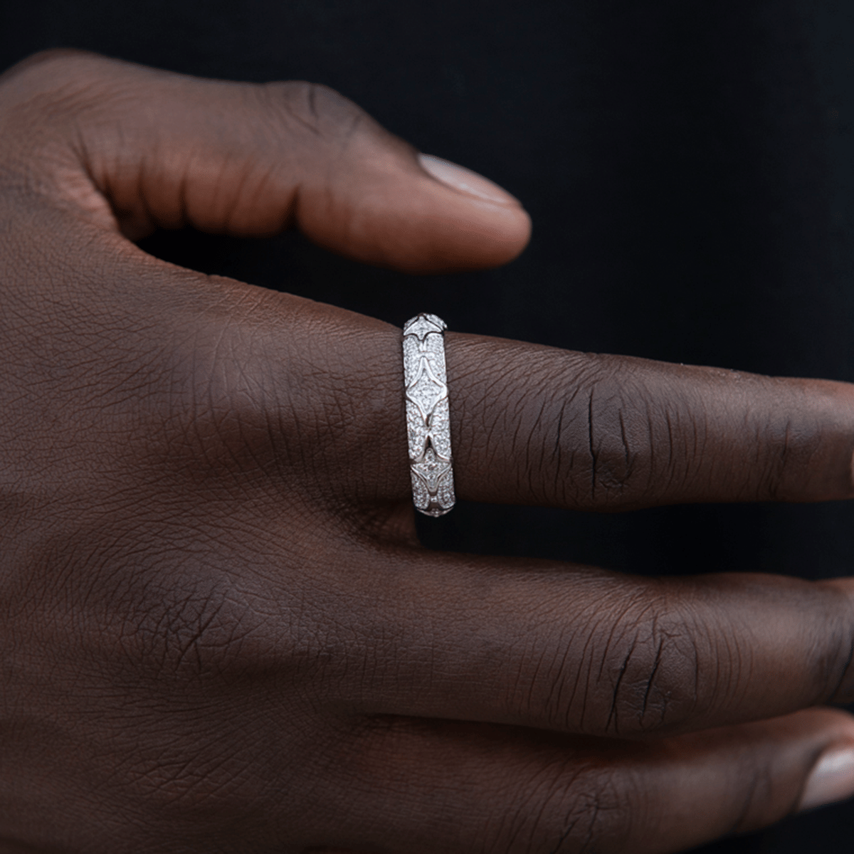 GLD Men GLD Bezel Star Ring in White Gold Vermeil