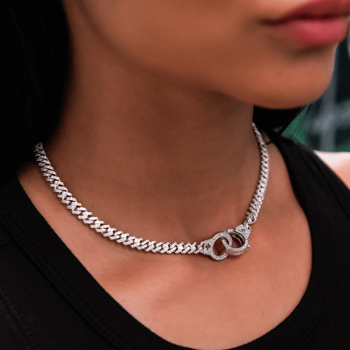 GLD Women Iced Handcuff Diamond Prong Cuban Necklace in White Gold