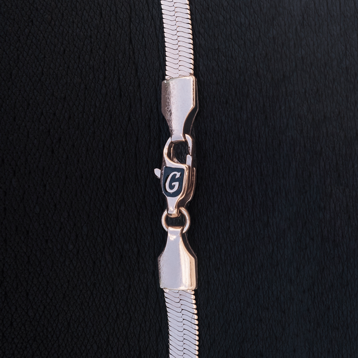 GLD PROMO Herringbone Bracelet in Rose Gold - 4 mm