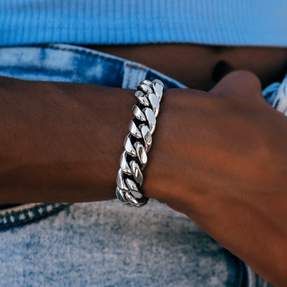 GLD PROMO - WOMEN Signature Cuban Link Bracelet in White Gold - 12 mm