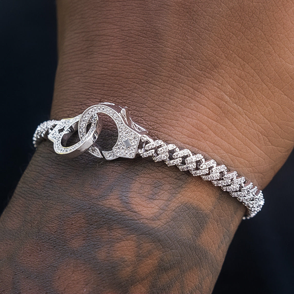 GLD PROMO Iced Handcuff Diamond Prong Cuban Bracelet in White Gold