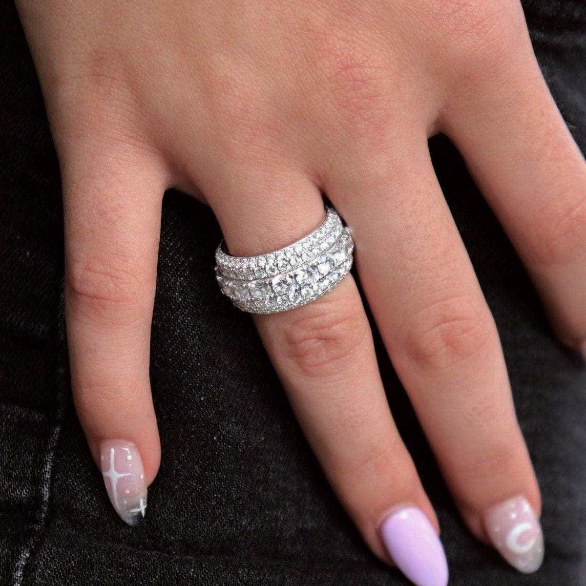 GLD Women 5 Layer Diamond Band Ring in White Gold Vermeil