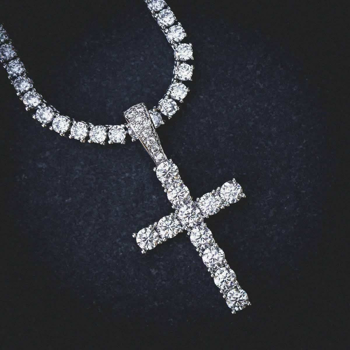 GLD Women Diamond Cross Pendant in White Gold