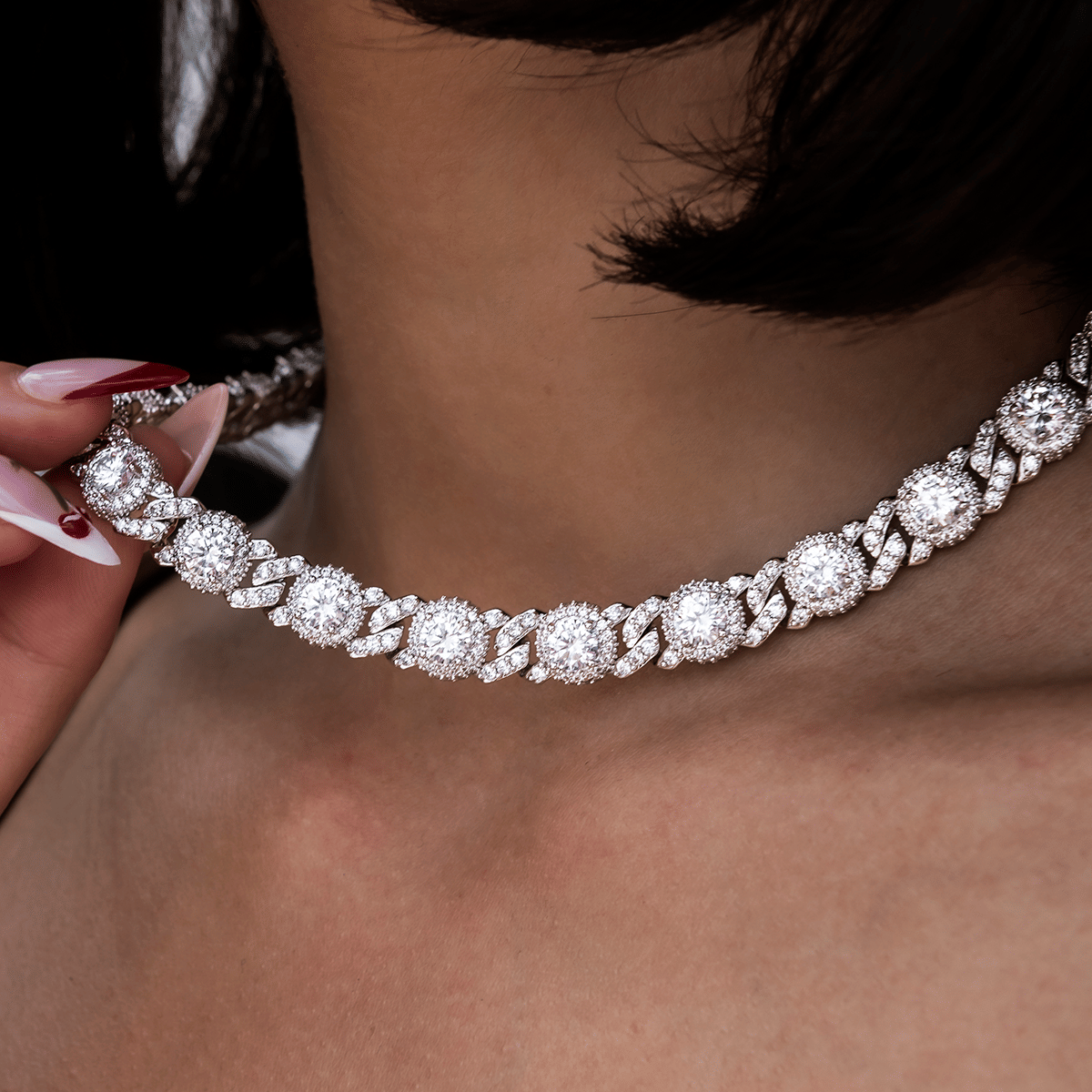 GLD PROMO - WOMEN Iced Diamond Station Cuban Necklace