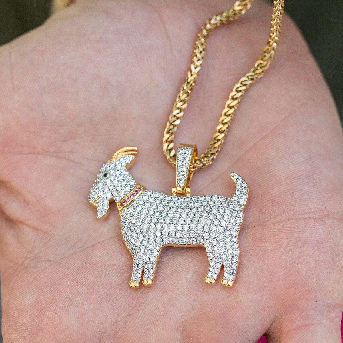 GLD PROMO GOAT Pendant in Yellow Gold