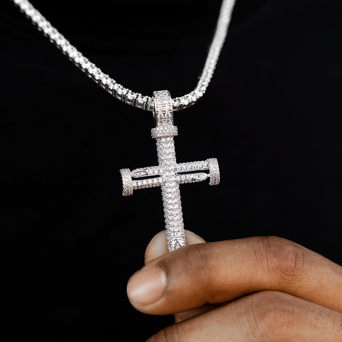 GLD Promo Round Nail Cross Pendant in White Gold