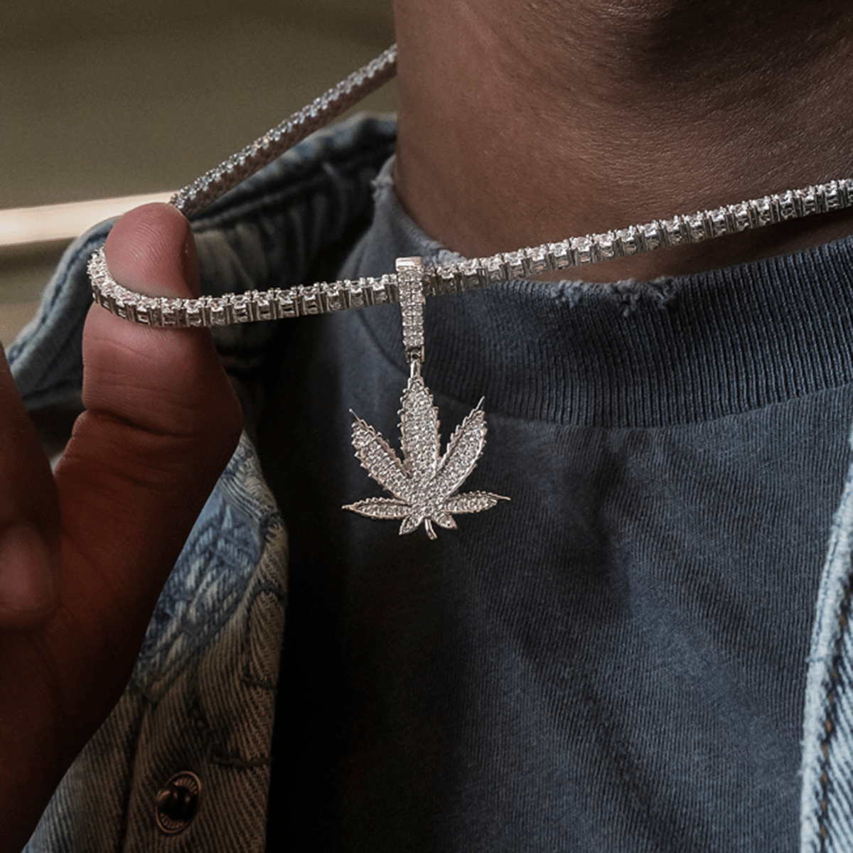GLD Men Diamond Weed Leaf Pendant in White Gold