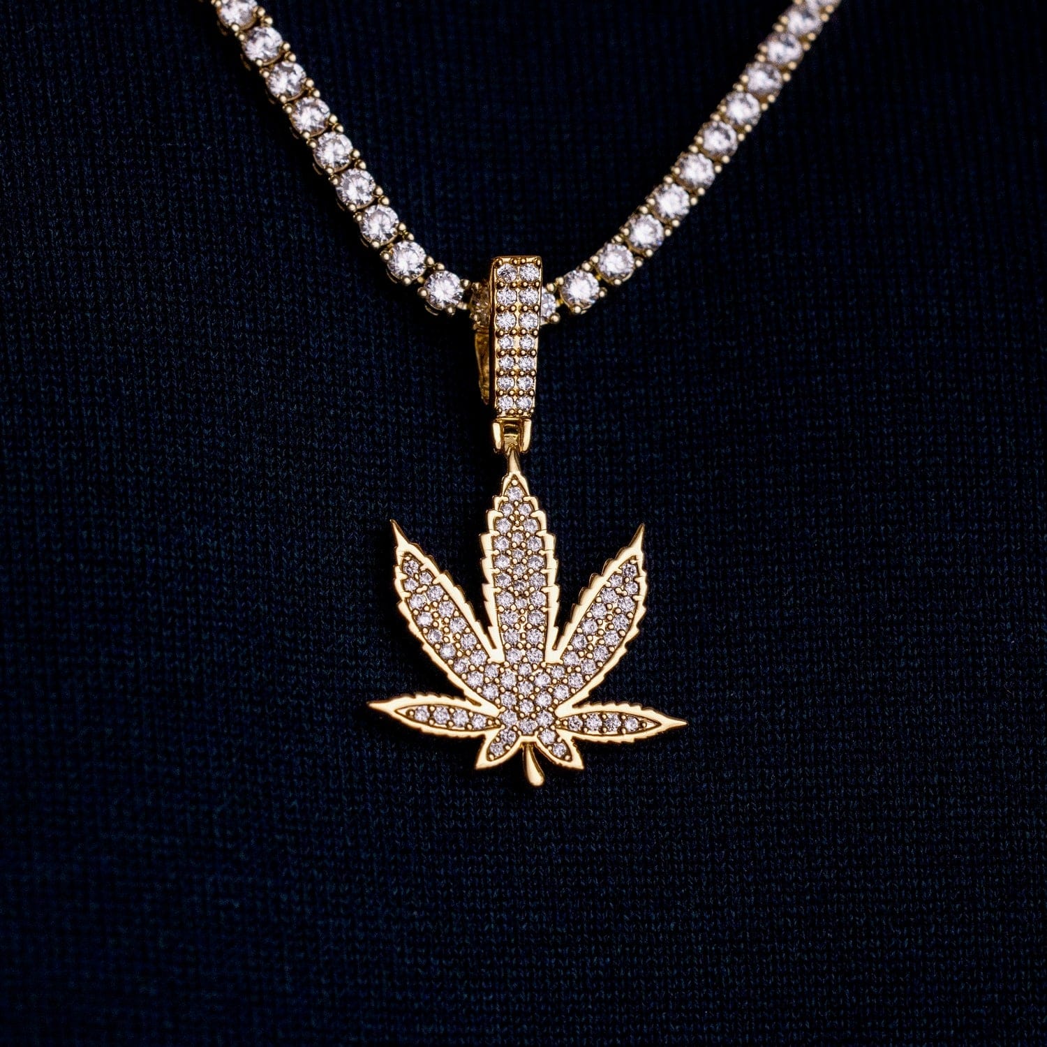 GLD Men Diamond Weed Leaf Pendant in Yellow Gold