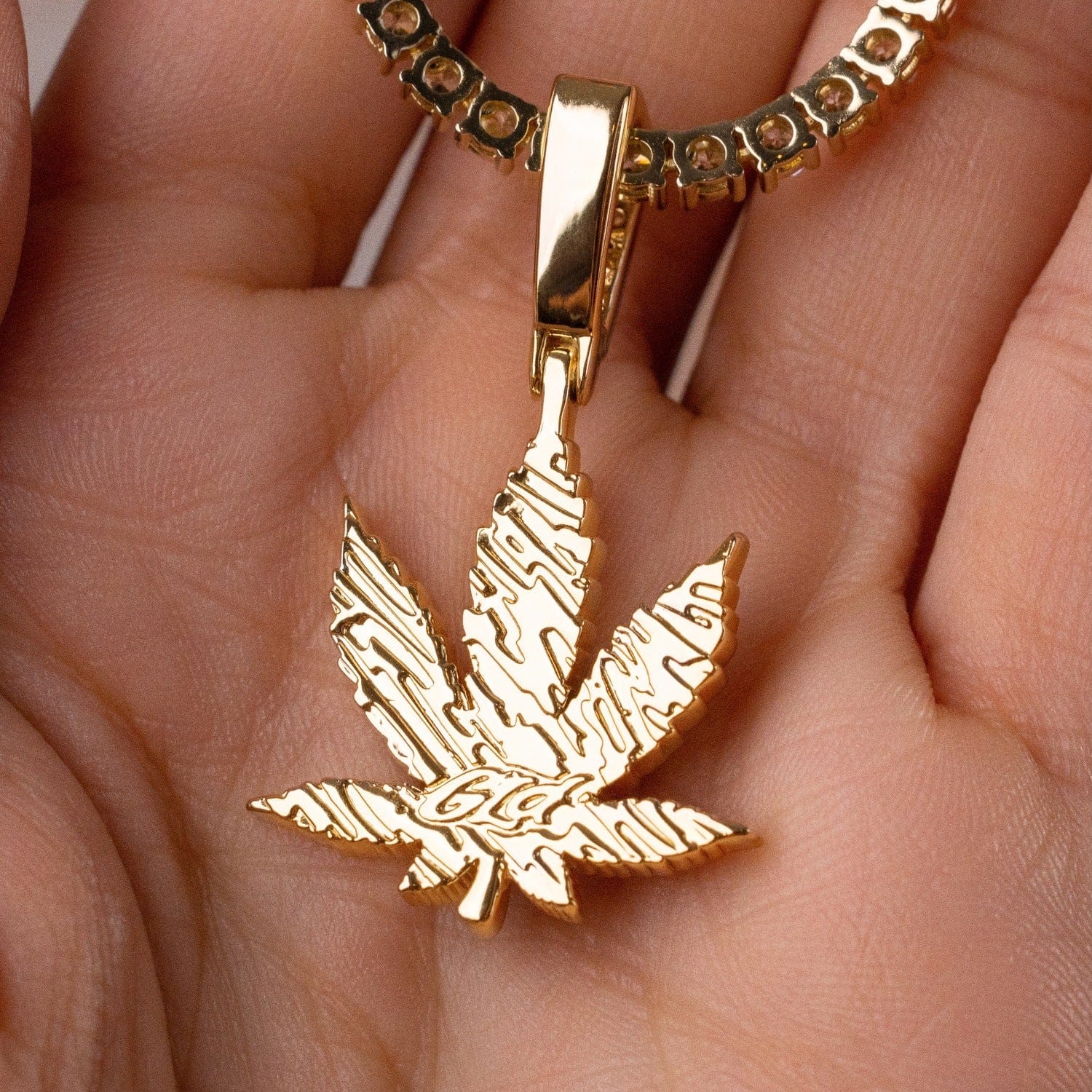GLD Men Diamond Weed Leaf Pendant in Yellow Gold