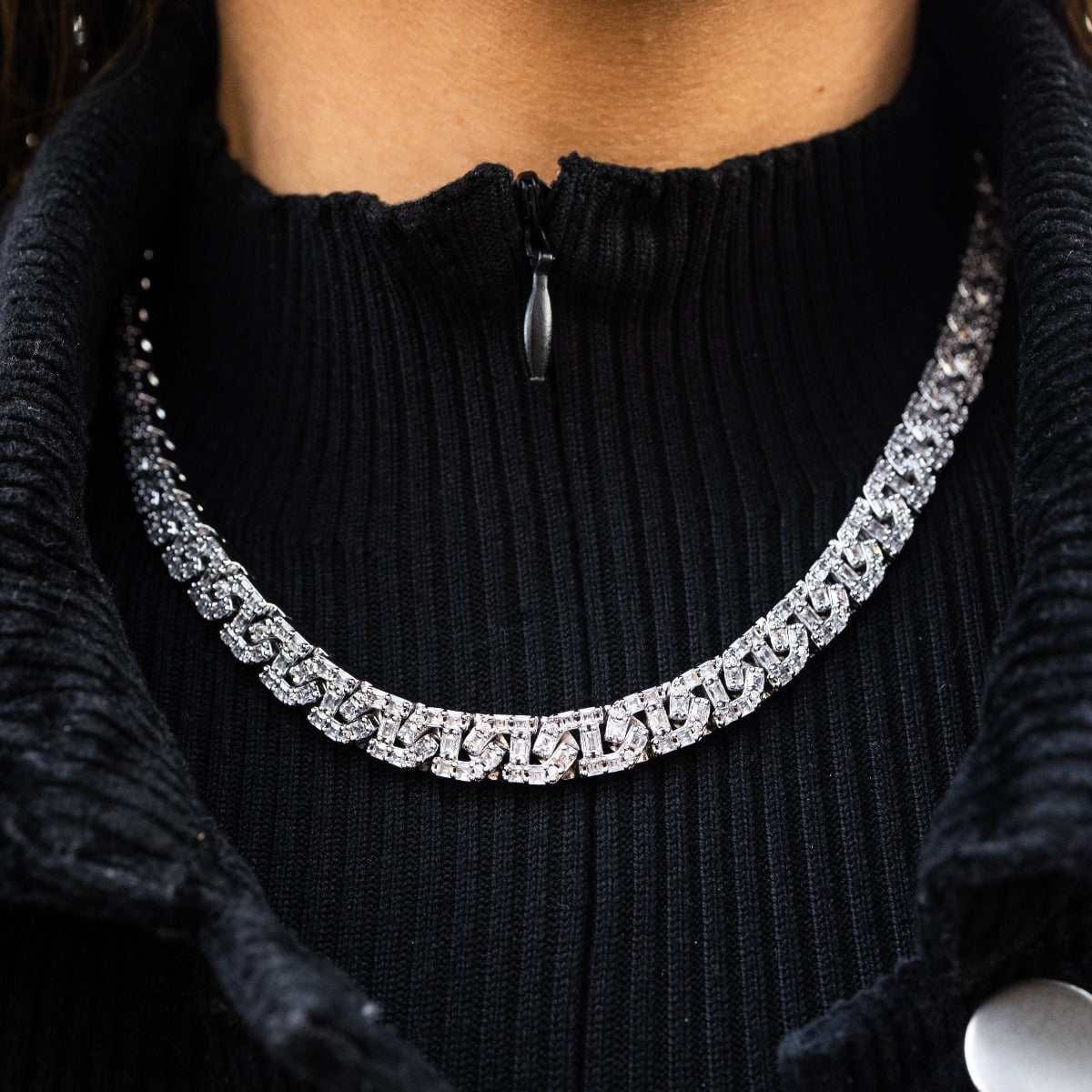 GLD Women Baguette Chain Link Necklace in White Gold - 8 mm