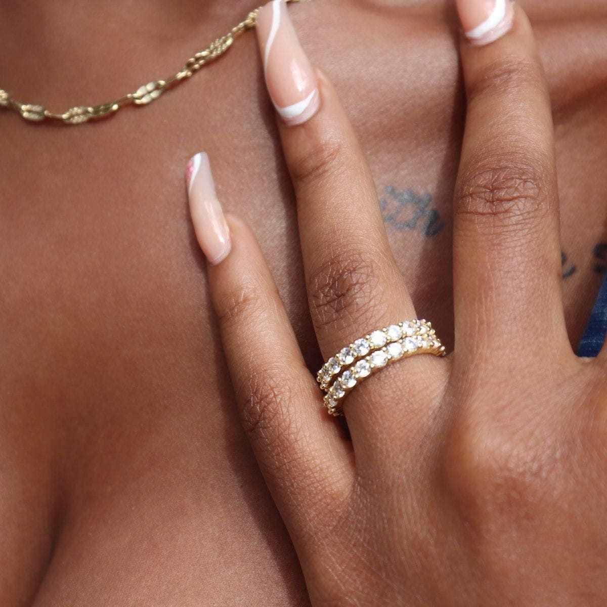 GLD Women 2 mm Round Cut Eternity Band Ring