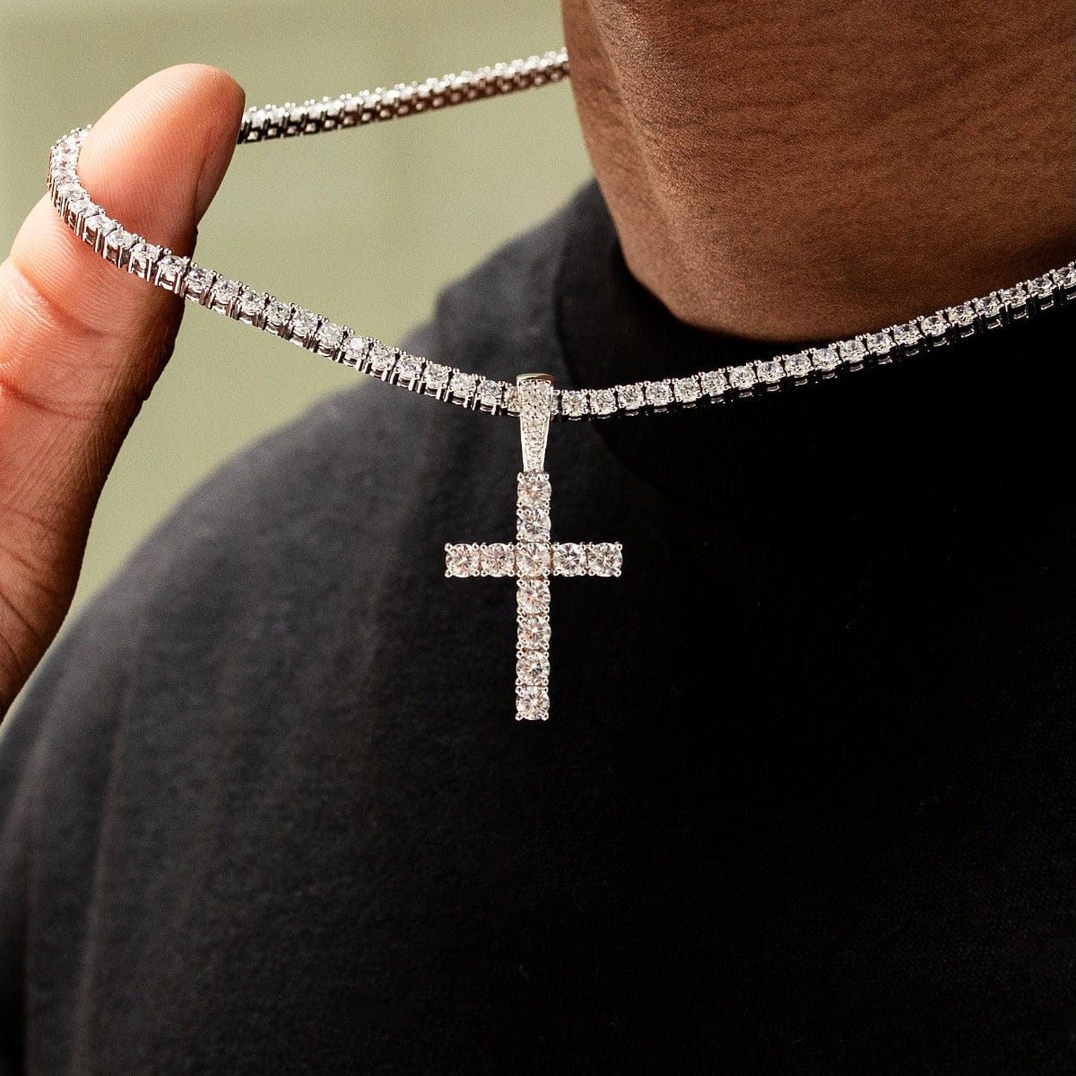 GLD Men Diamond Cross Pendant in White Gold