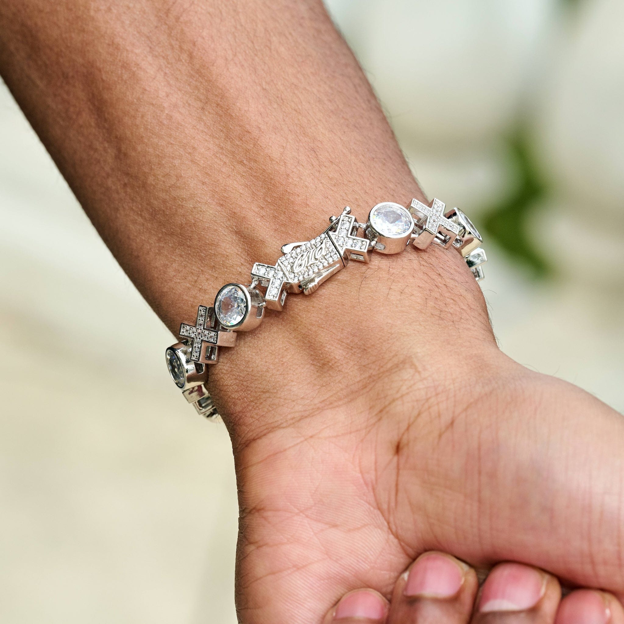 GLD Men Iced XOXO Tennis Chain Bracelet in White Gold