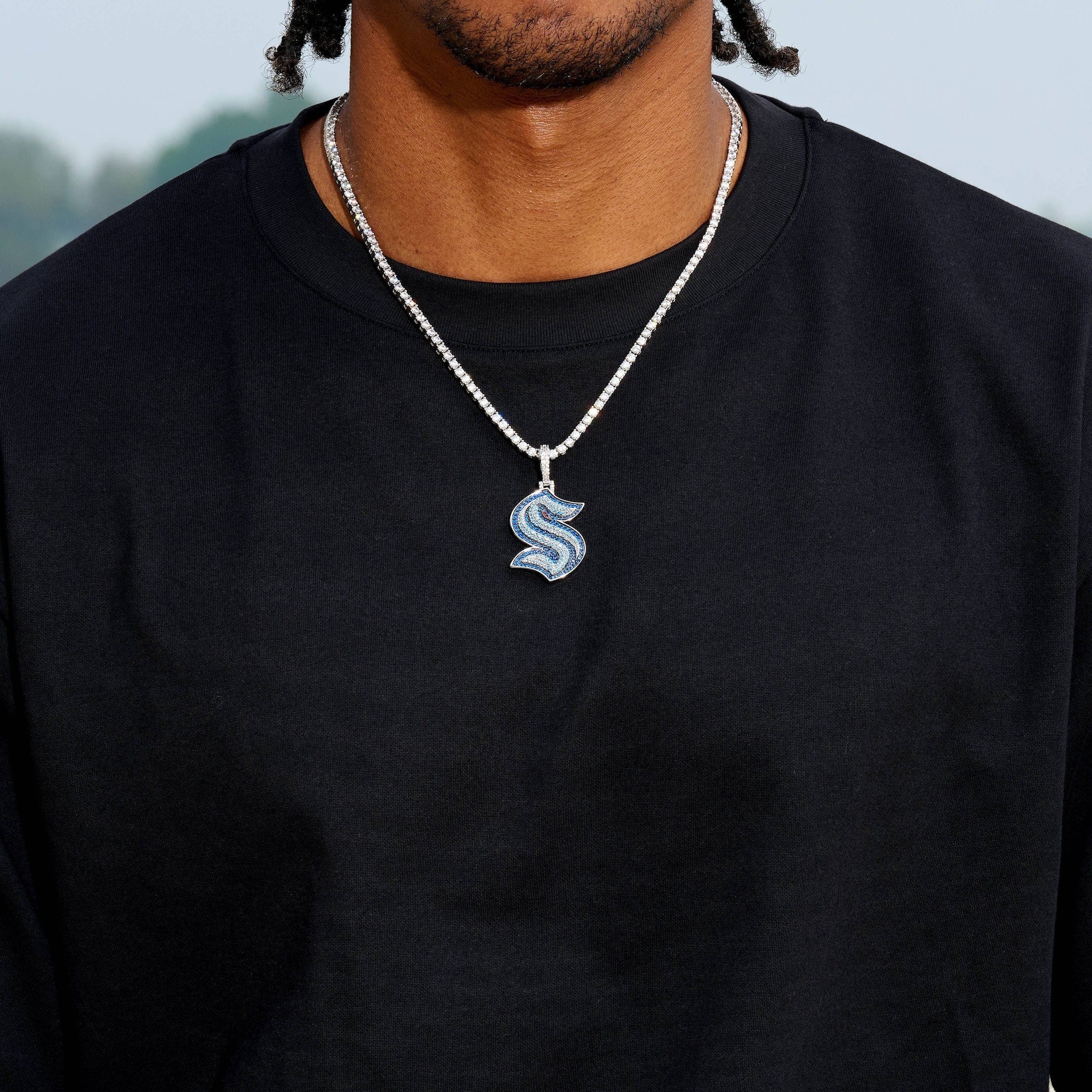GLD Men Seattle Kraken Official NHL Logo Pendant in White Gold