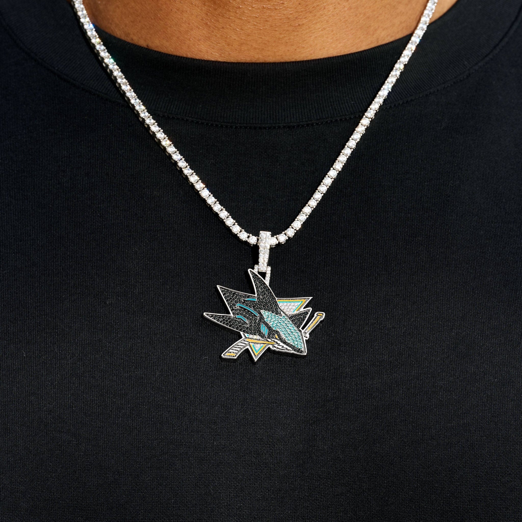 GLD Men San Jose Sharks Official NHL Logo Pendant in White Gold