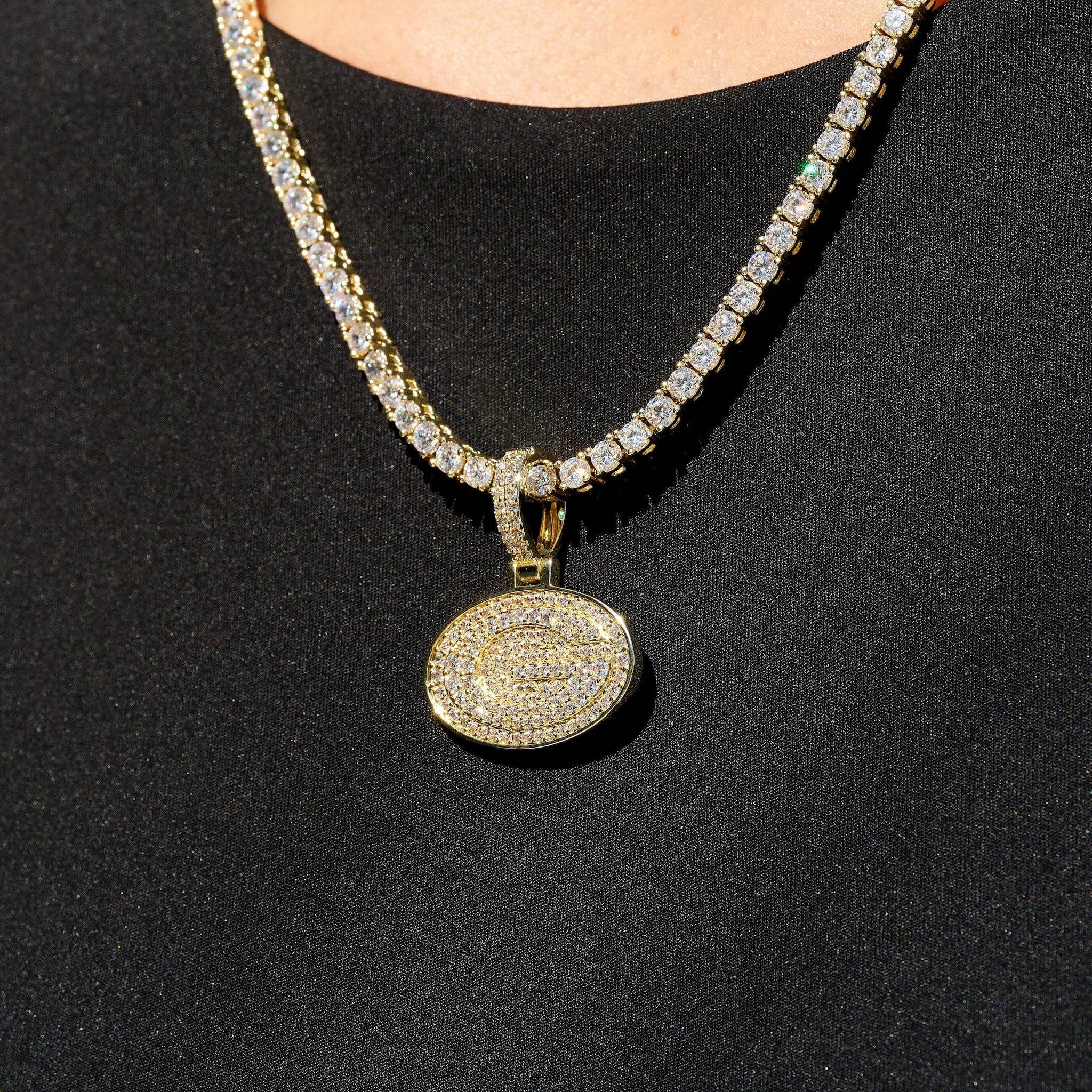 GLD Women Green Bay Packers Official NFL Micro Logo Pendant in Yellow Gold