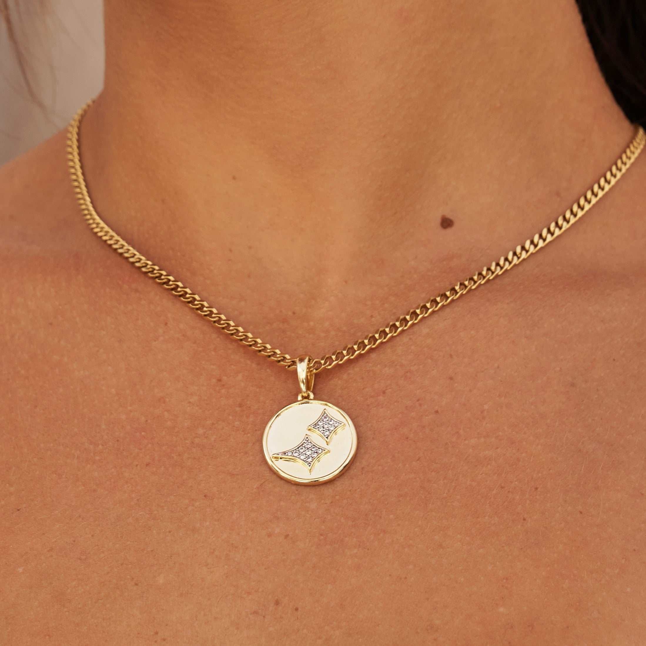 GLD PROMO SETS - WOMEN GLD Stars Coin Pendant - Yellow Gold