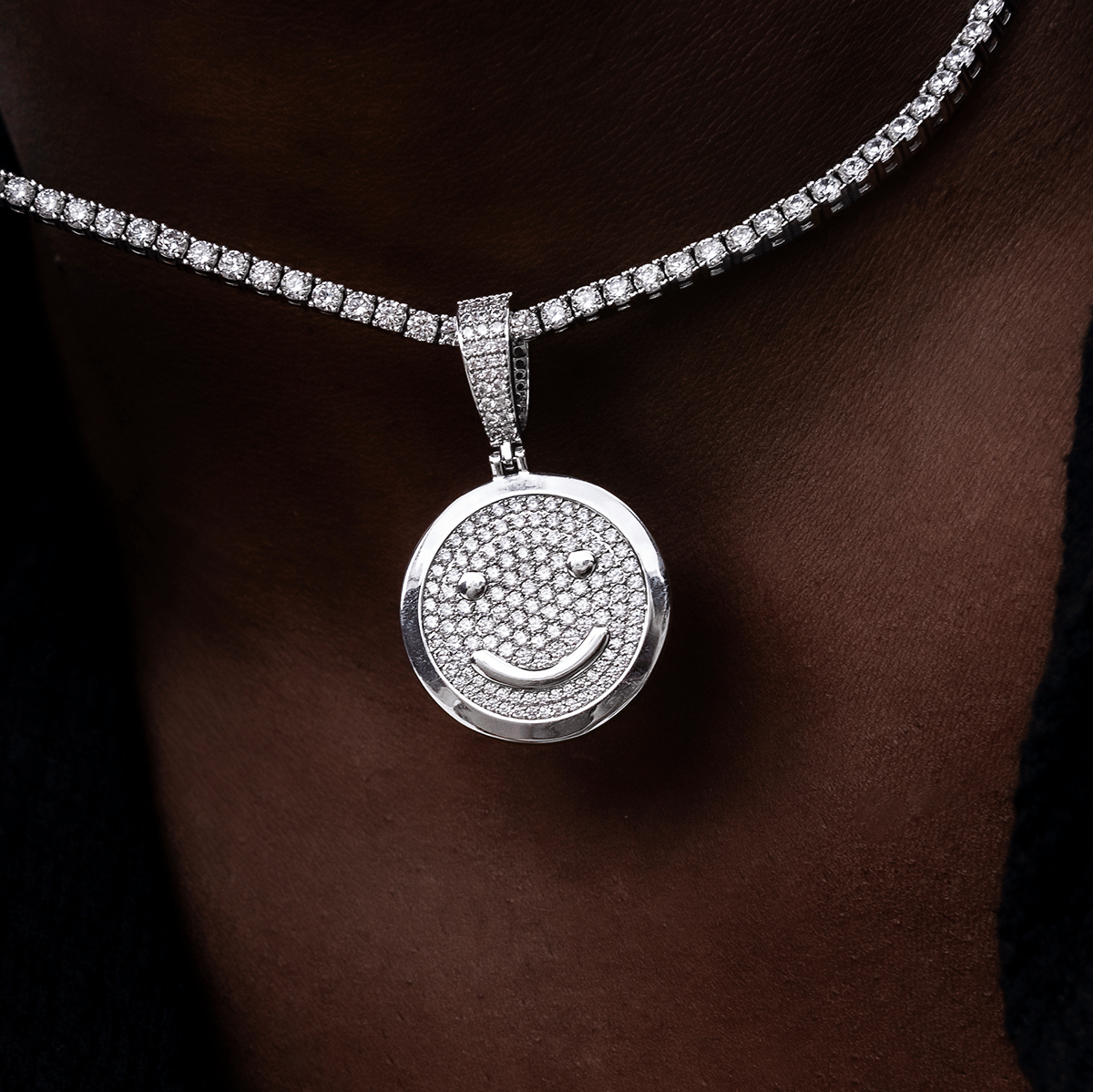 GLD PROMO SETS Happy/Sad Pendant in White Gold