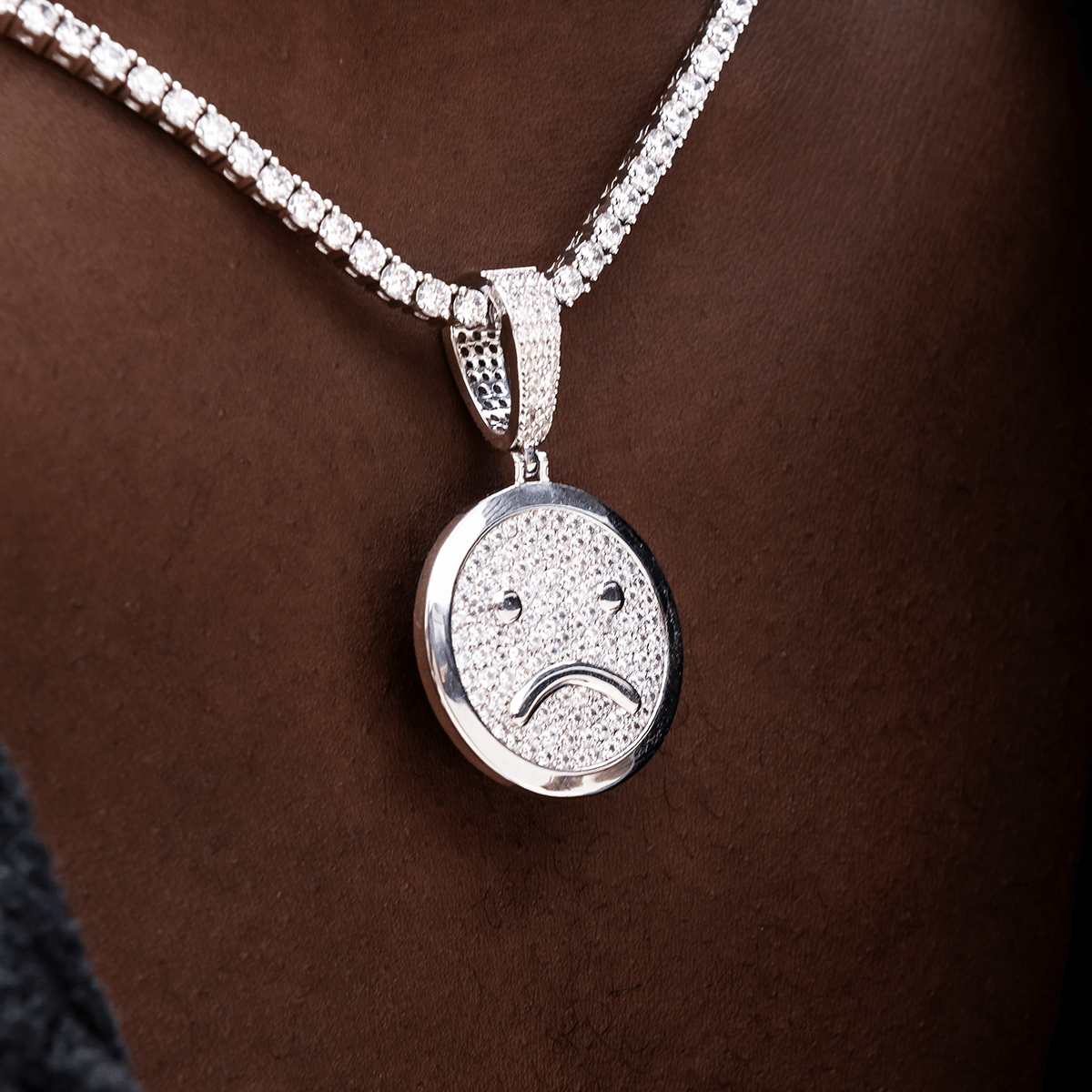 GLD PROMO SETS Happy/Sad Pendant in White Gold