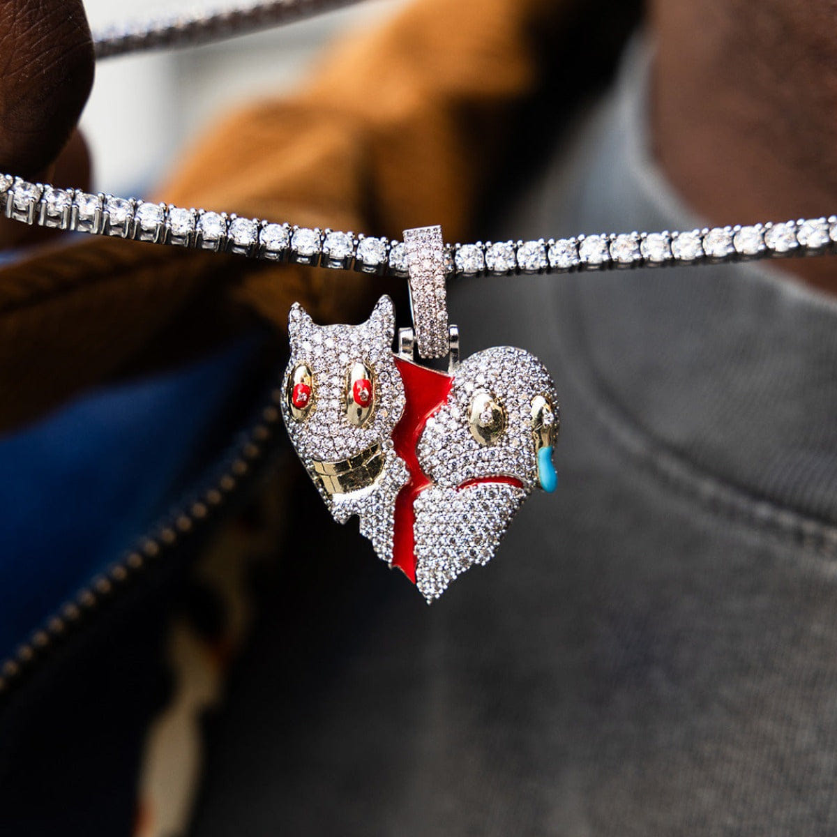 GLD PROMO SETS IKnowAyrel Trust Issues Pendant