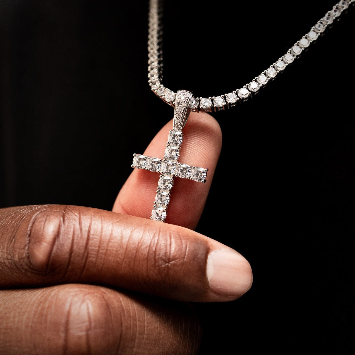 GLD PROMO SETS Diamond Cross Pendant in White Gold