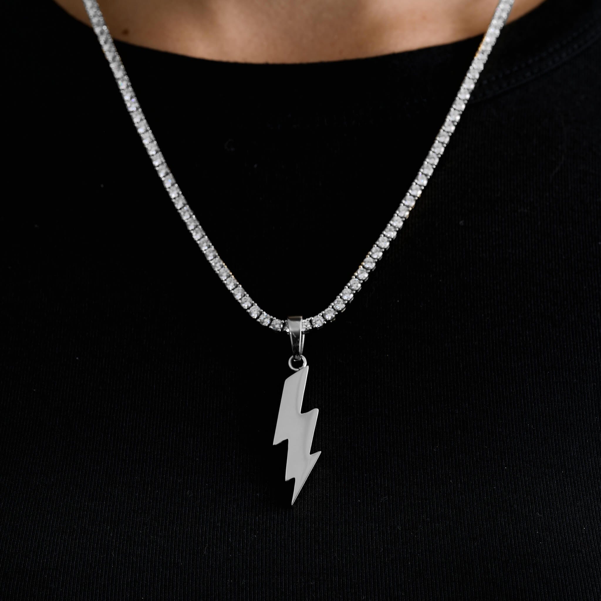 GLD Women Simple Lightning Bolt Pendant in White Gold
