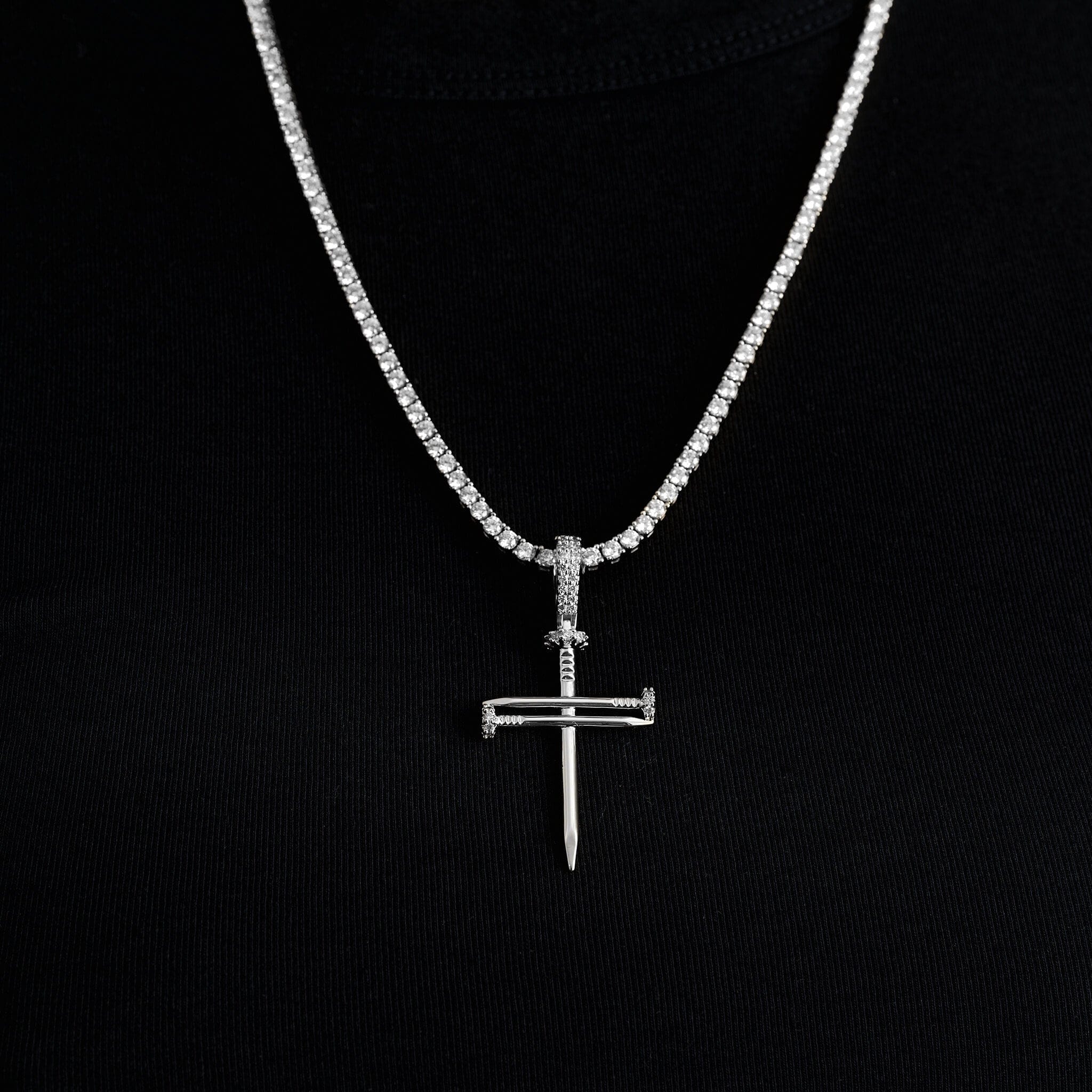 GLD Men Nail Cross Pendant in White Gold