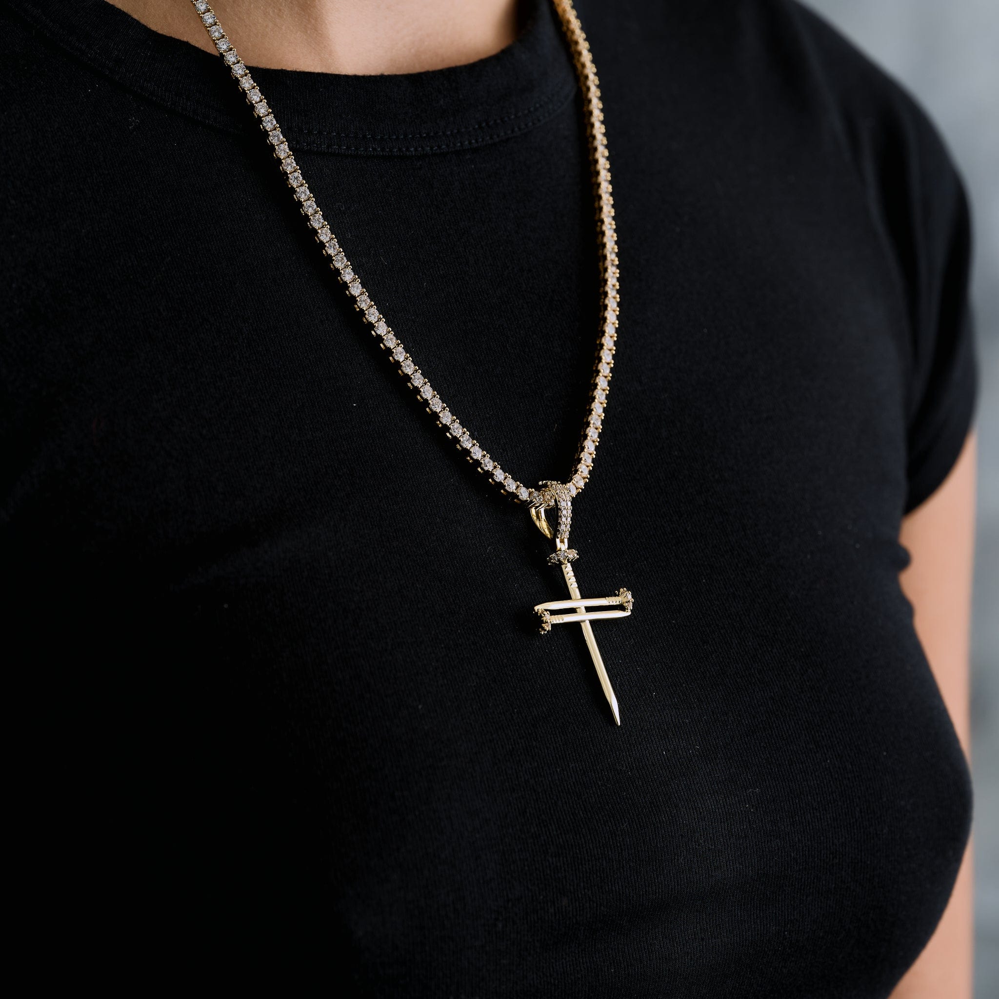 GLD Women Nail Cross Pendant in Yellow Gold