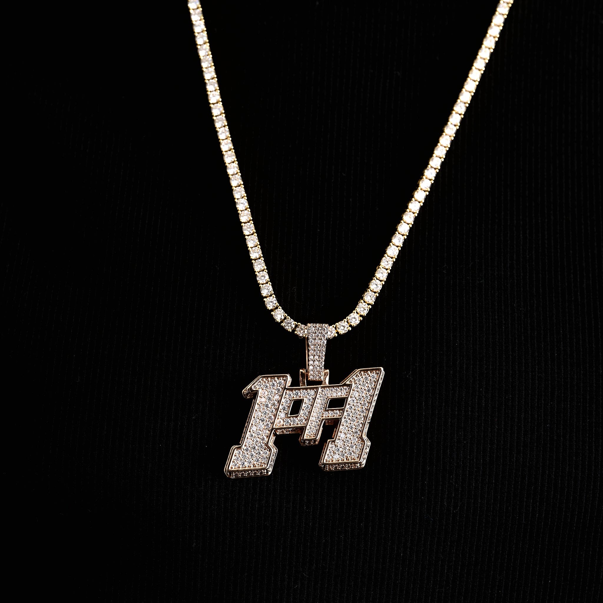 GLD Women 1of1 Pendant in Rose Gold