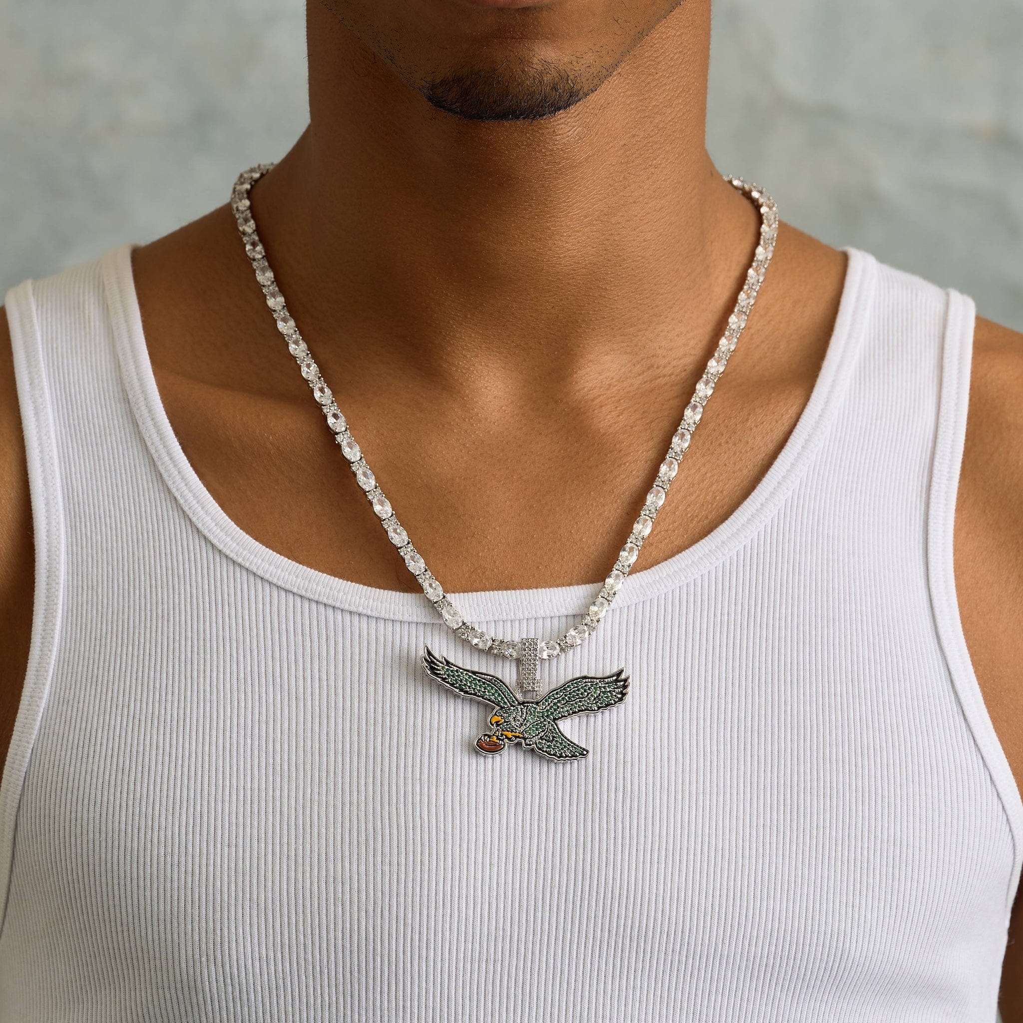 GLD Men Philadelphia Eagles Official NFL Vintage Logo Pendant in White Gold