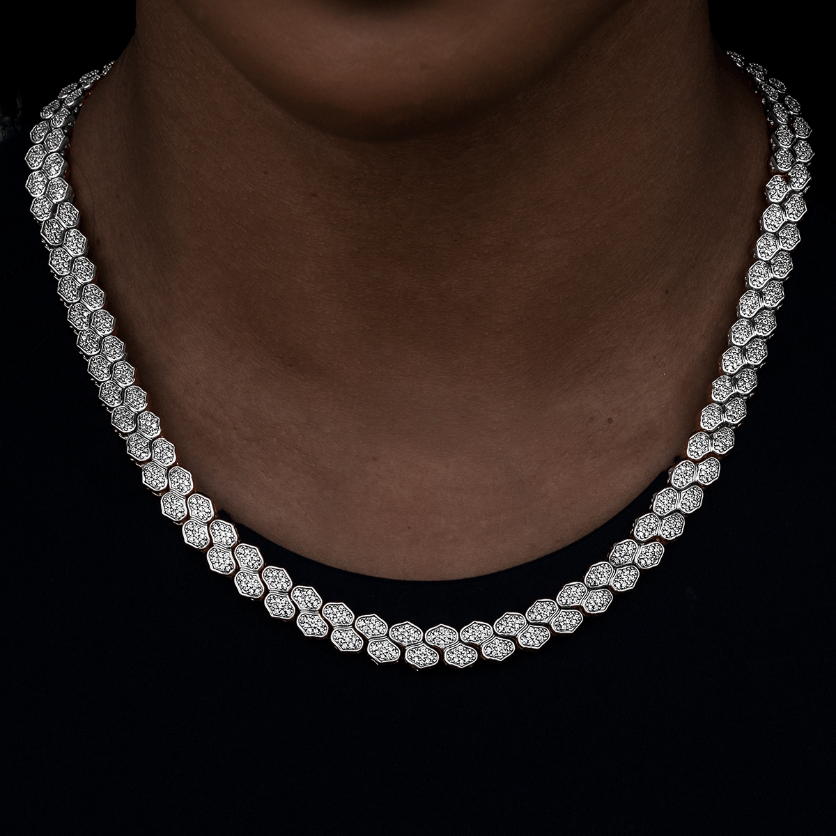 GLD PROMO - WOMEN Diamond Pave Flat Snake Link Necklace in White Gold - 4 mm