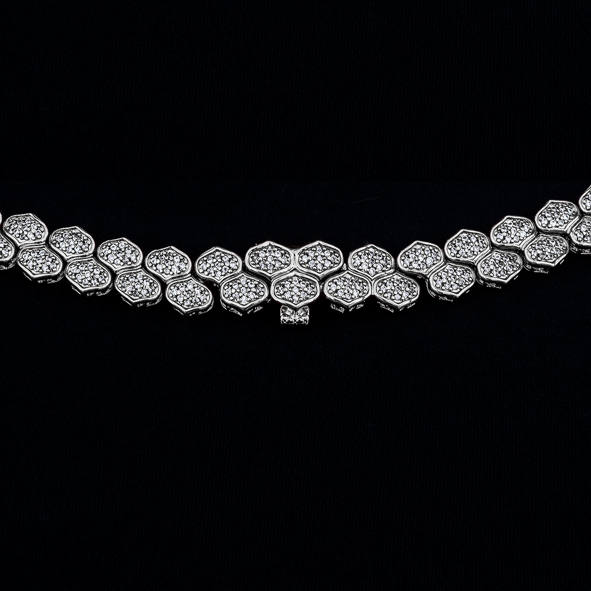 GLD PROMO - WOMEN Diamond Pave Flat Snake Link Necklace in White Gold - 4 mm