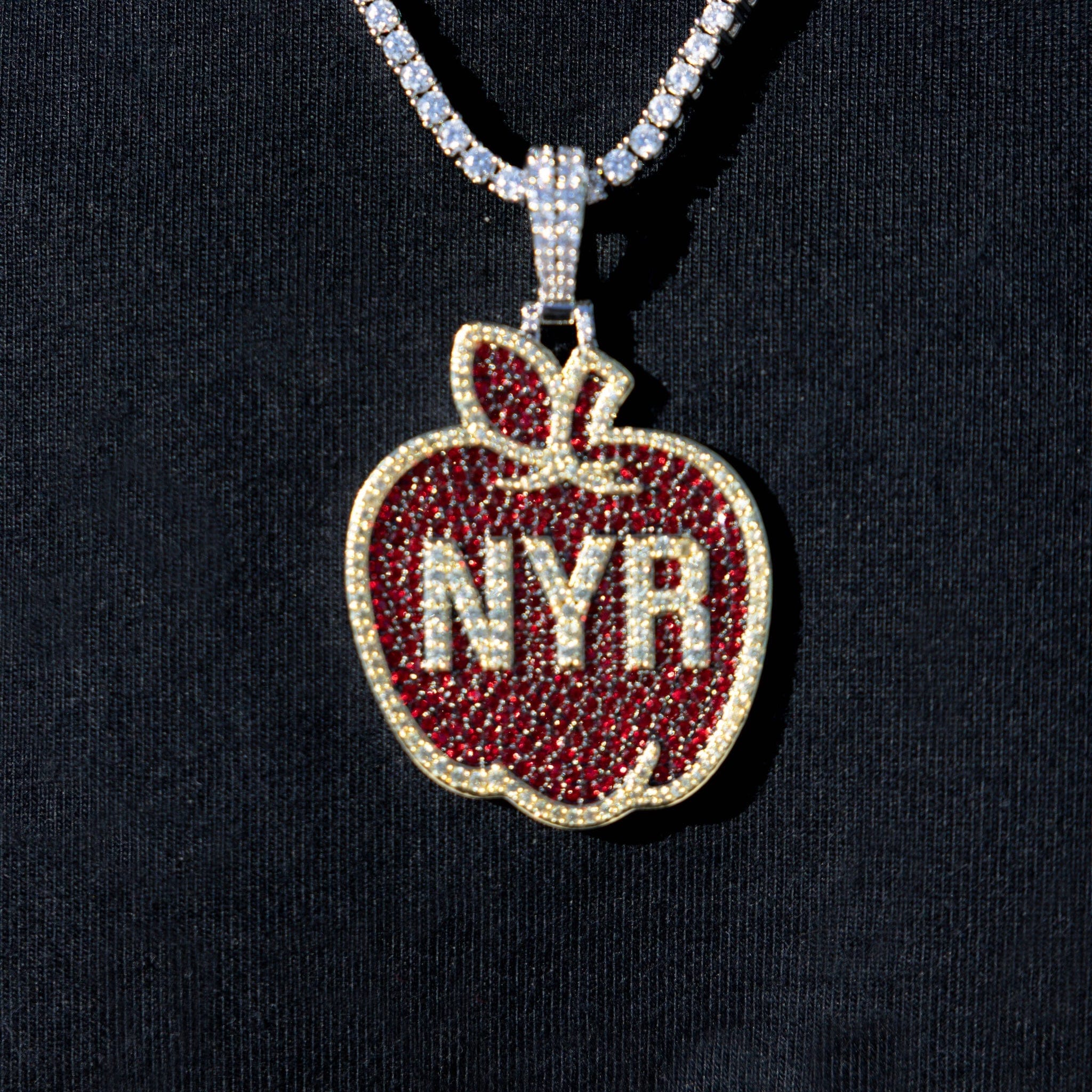 GLD Men New York Rangers Official NHL Winter Classic Apple Logo Pendant in White Gold
