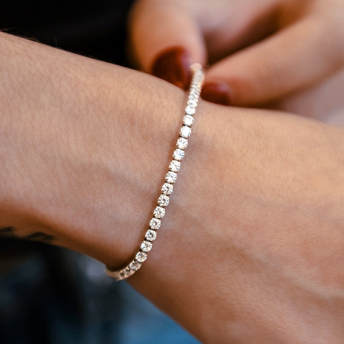 GLD Women Micro Tennis Bracelet in White Gold