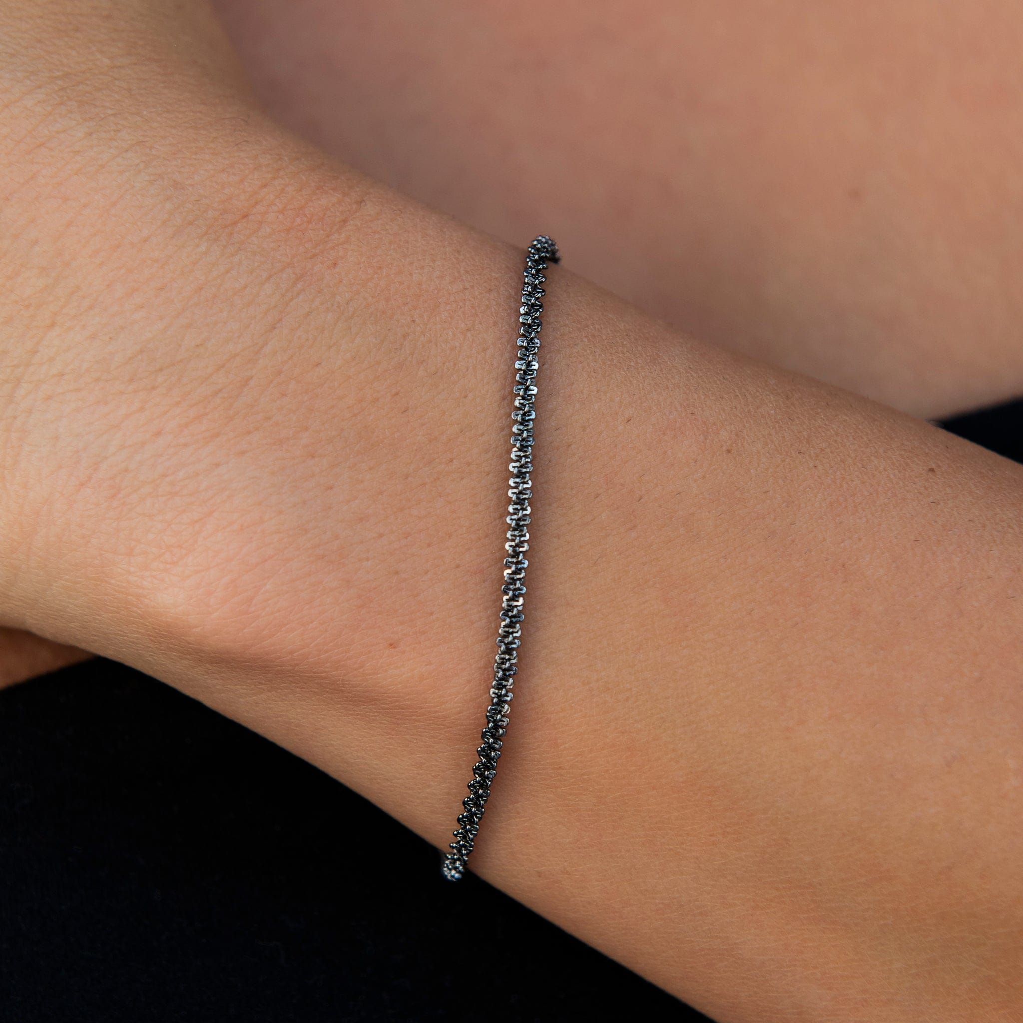 GLD Women 2 mm Diamond Cut Popcorn Bracelet in Black