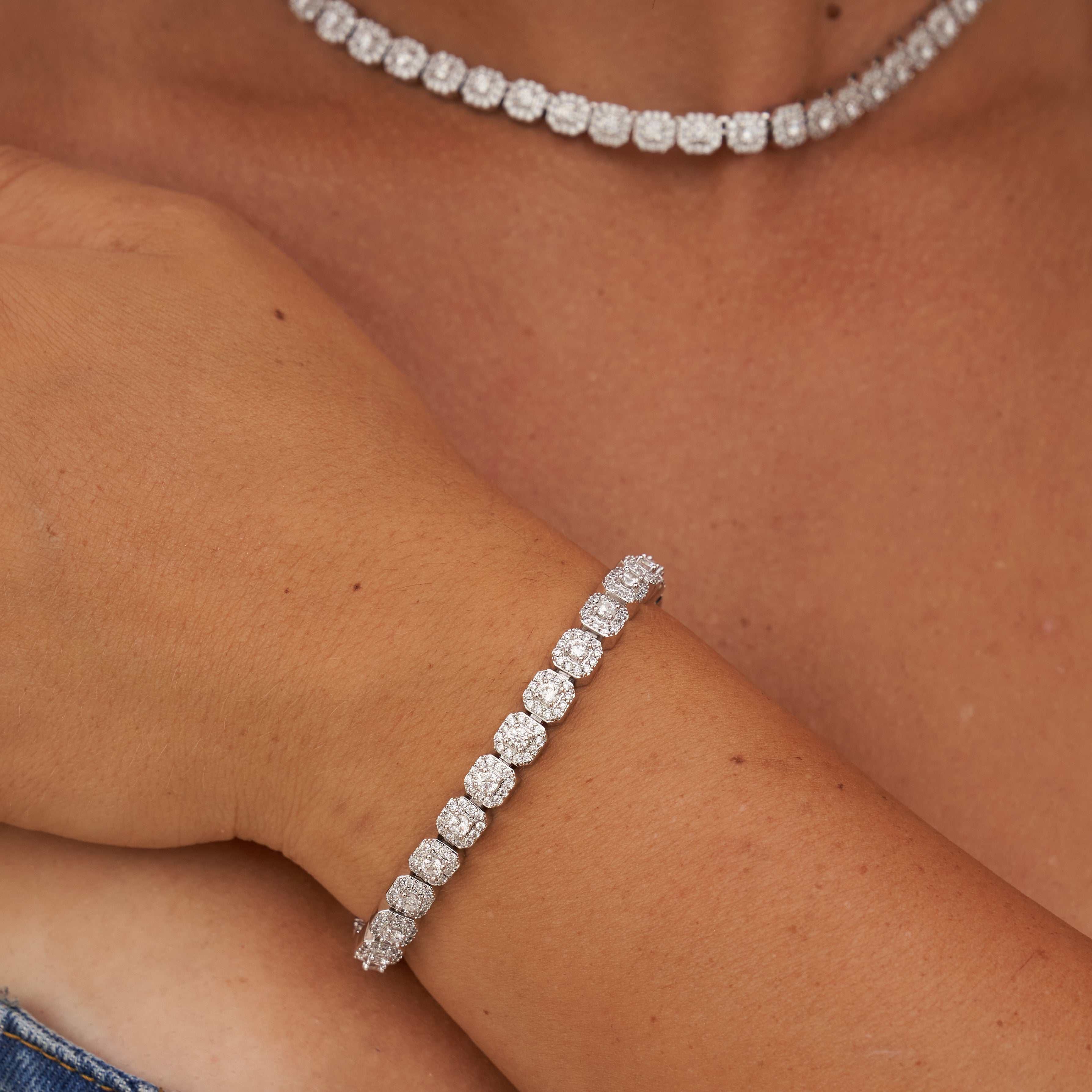 GLD PROMO - WOMEN Micro Clustered Tennis Bracelet - White Gold