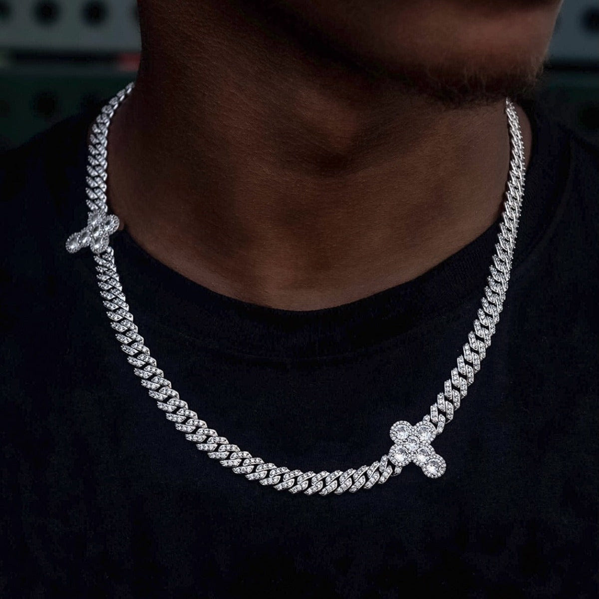 GLD PROMO Diamond Prong Rounded Cross Chain
