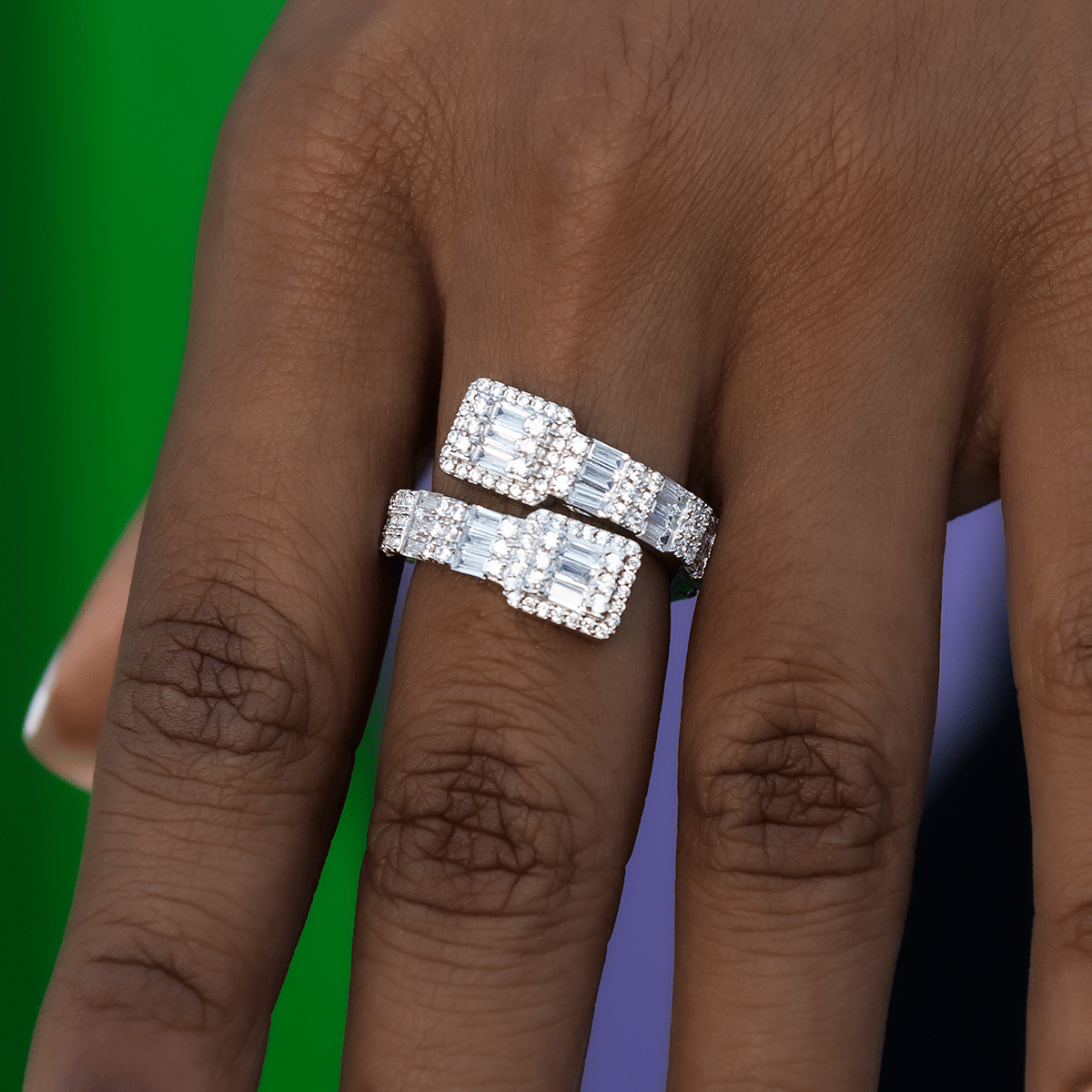 GLD PROMO - WOMEN Cushion Cut Wrap Baguette Ring in White Gold Vermeil