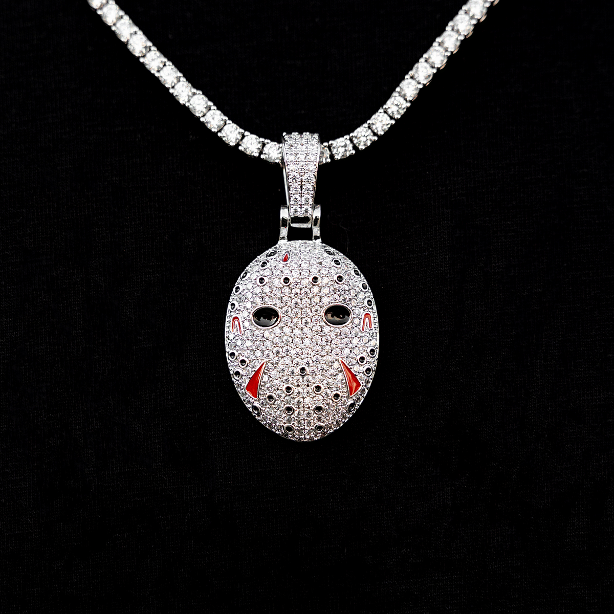 GLD PROMO Jason Mask Pendant in White Gold
