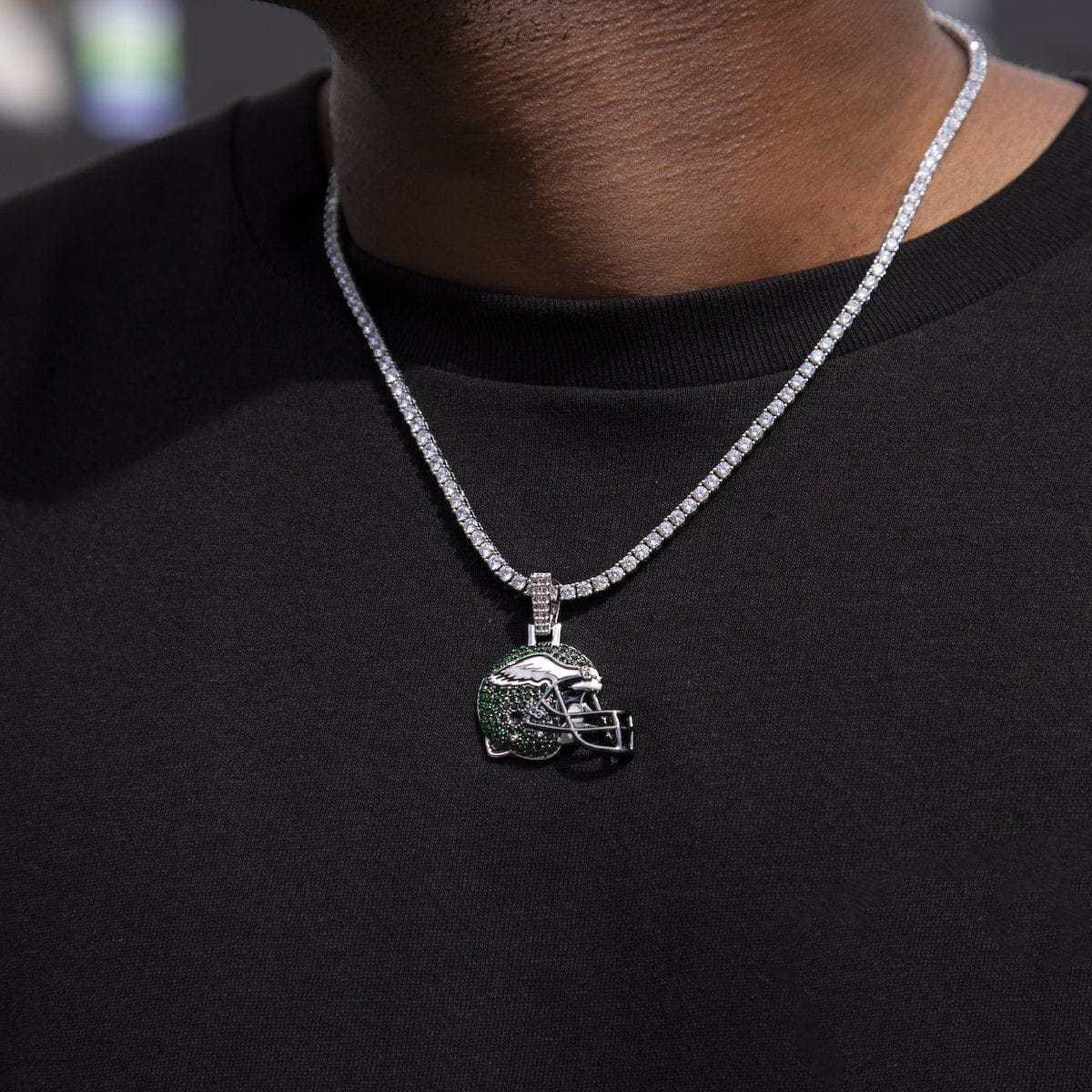 GLD PROMO Philadelphia Eagles Official NFL Helmet Pendant