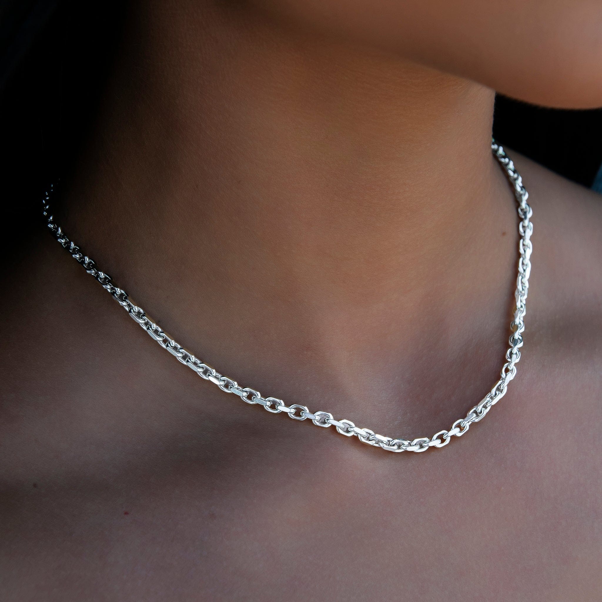 GLD PROMO - WOMEN 3.6 mm Open Box Necklace in White Gold