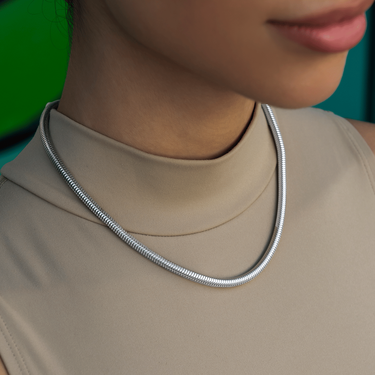 GLD PROMO - WOMEN Snake Chain Necklace in White Gold - 4 mm