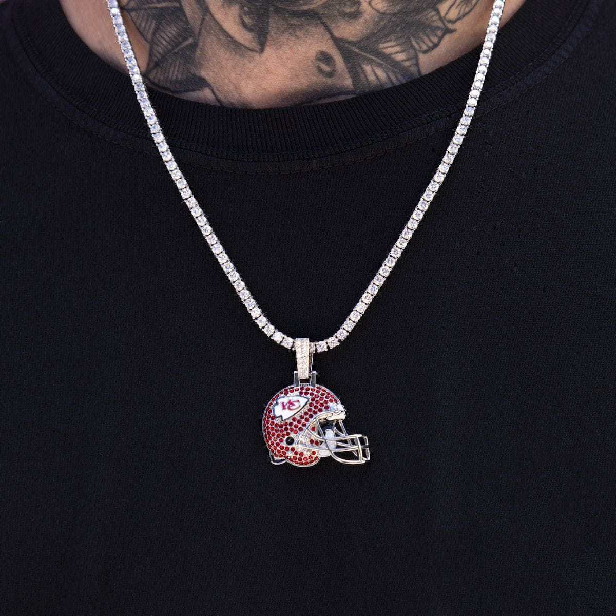 GLD PROMO Kansas City Chiefs Official NFL Helmet Pendant