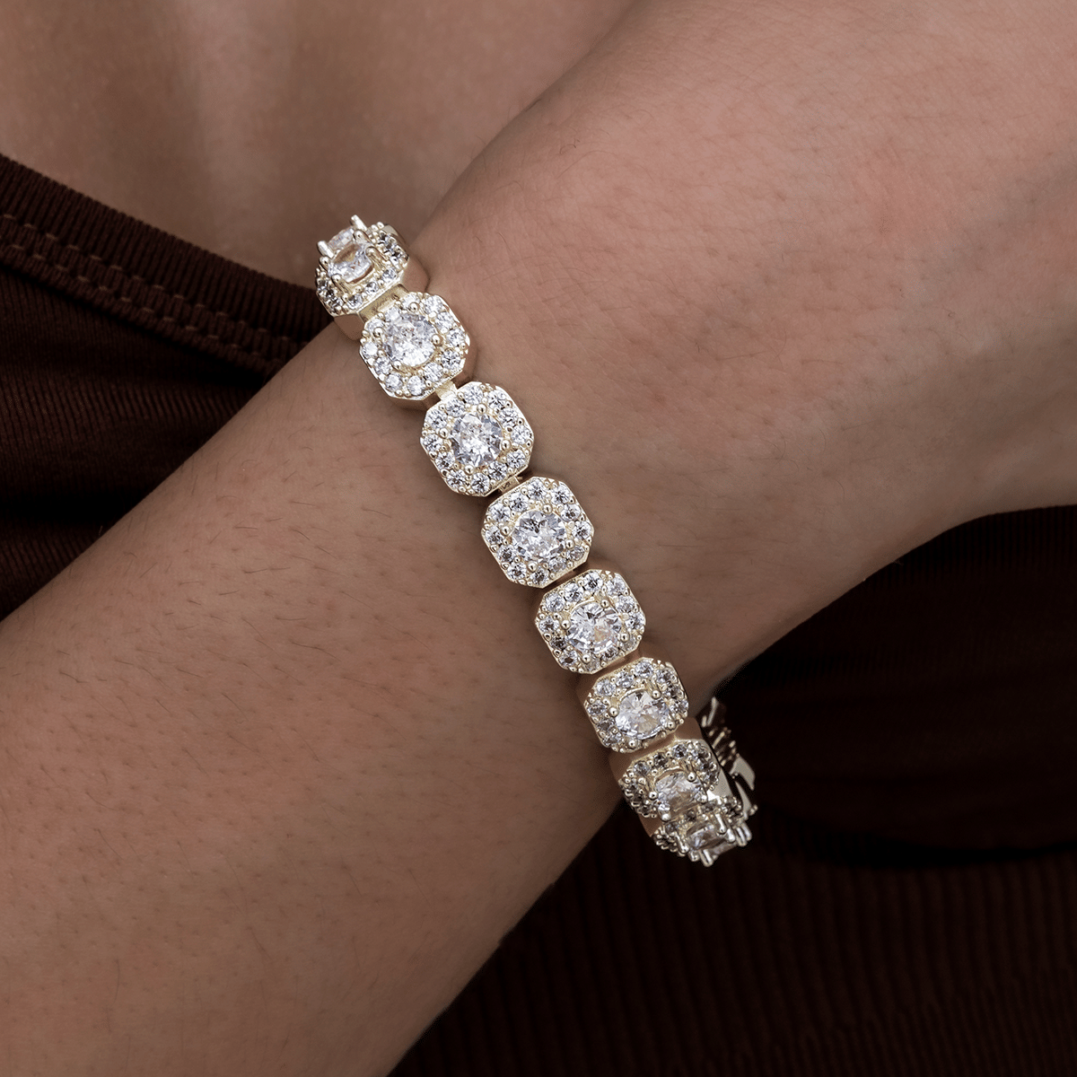 GLD PROMO - WOMEN Clustered Tennis Bracelet in Yellow Gold - 8.5 mm