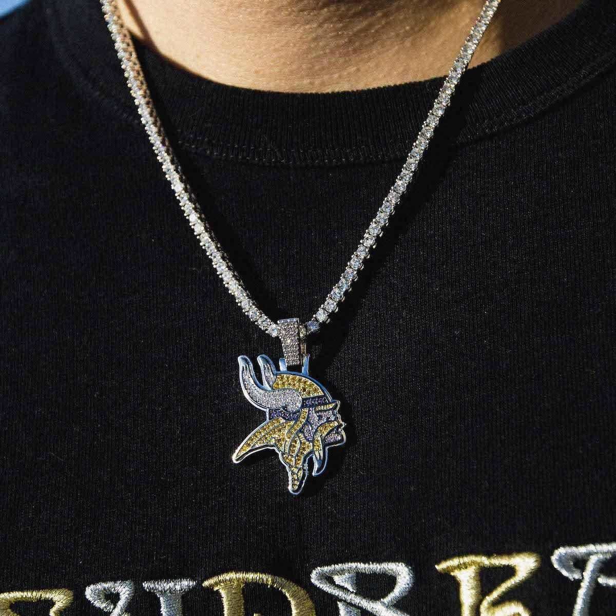 GLD PROMO Minnesota Vikings Official NFL Pendant