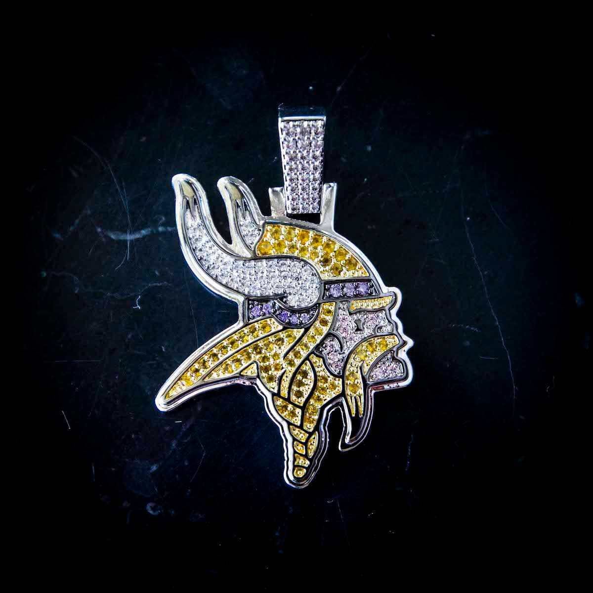 GLD PROMO Minnesota Vikings Official NFL Pendant