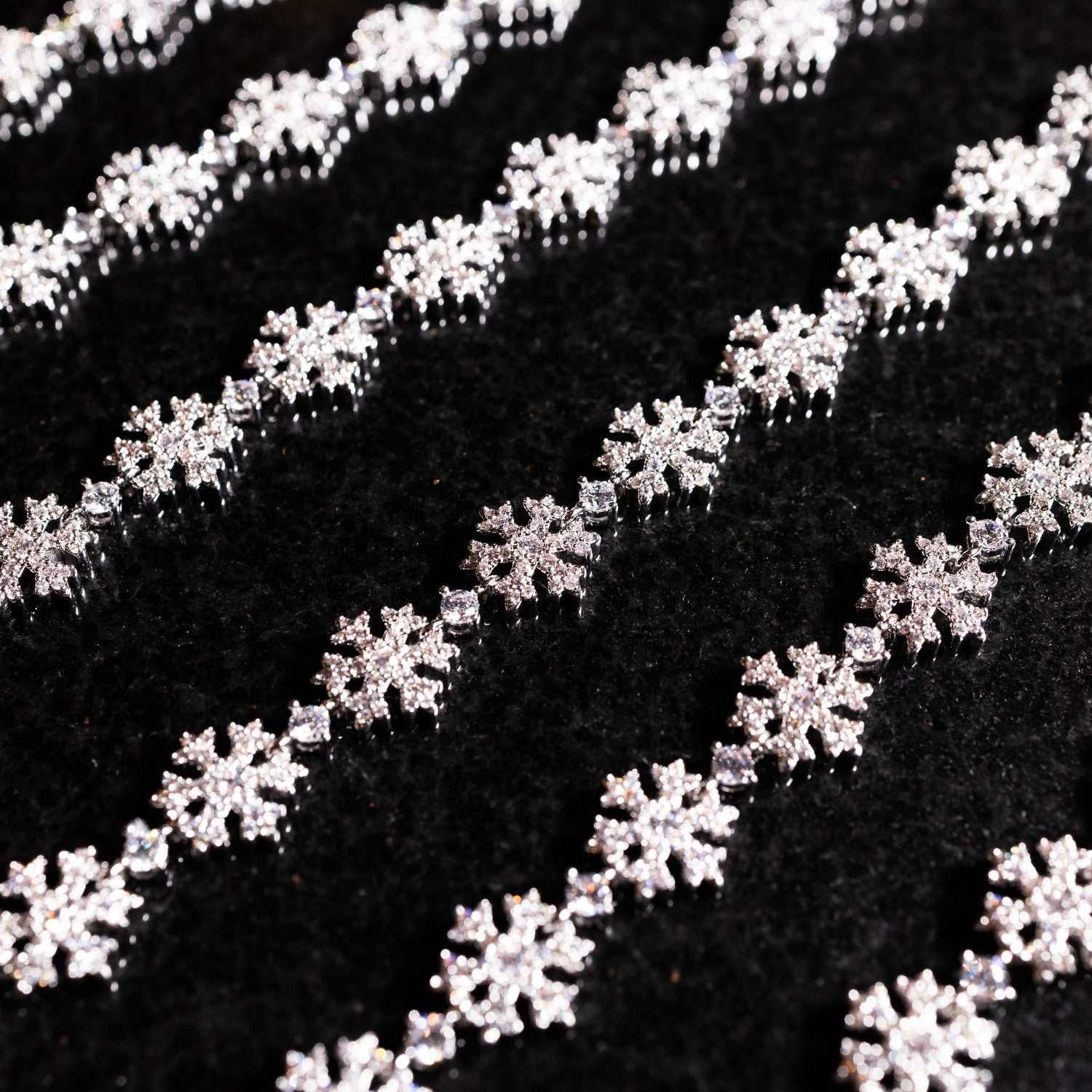GLD PROMO Fivio Snowflake Bracelet - White Gold